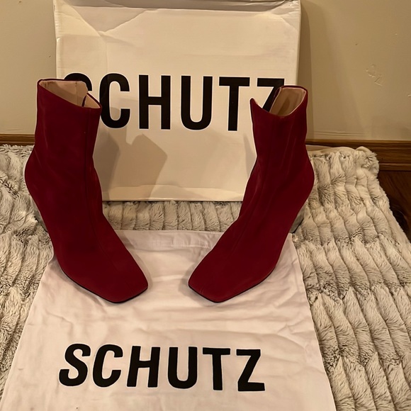 SCHUTZ Shoes - Schutz, Square Toe Booties